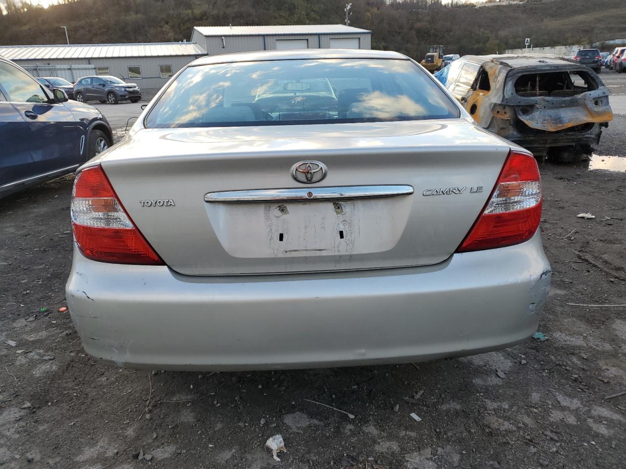 2004 Toyota Camry Le VIN: 4T1BE30K04U848404 Lot: 79682414