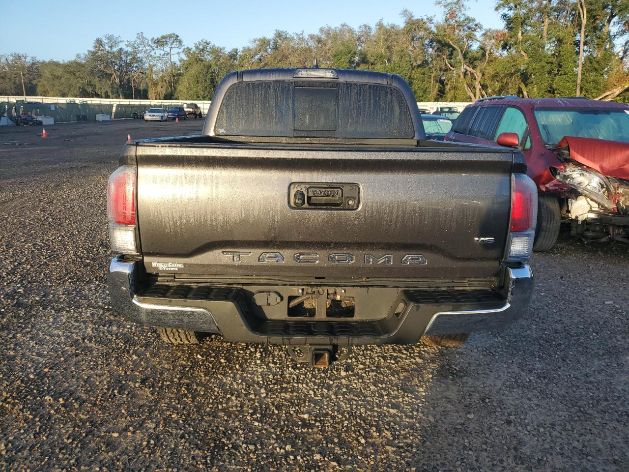 2020 Toyota Tacoma - Image 6