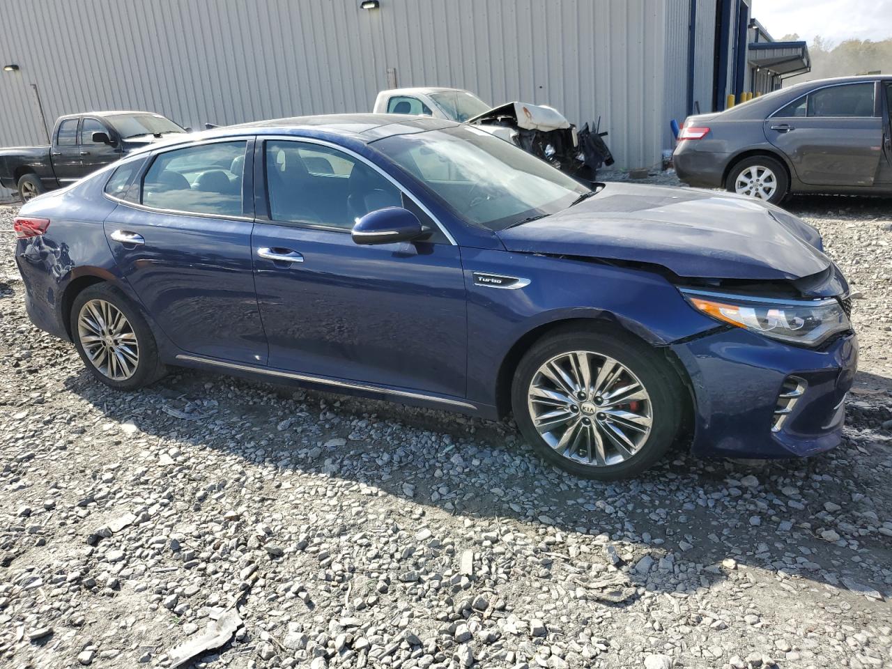 VIN 5XXGV4L26HG130203 2017 KIA OPTIMA no.4