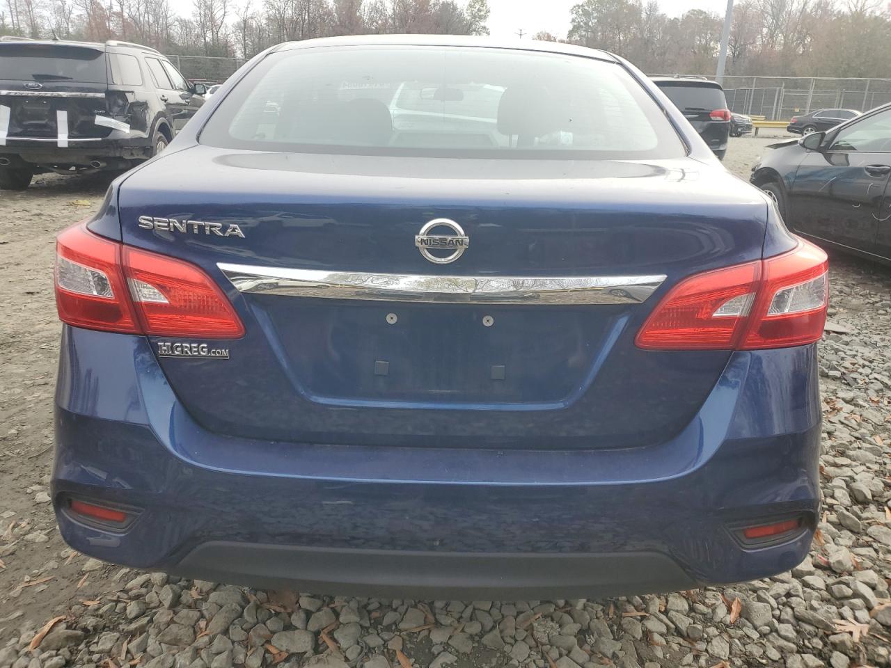 2018 Nissan Sentra S VIN: 3N1AB7AP3JY321267 Lot: 81418054