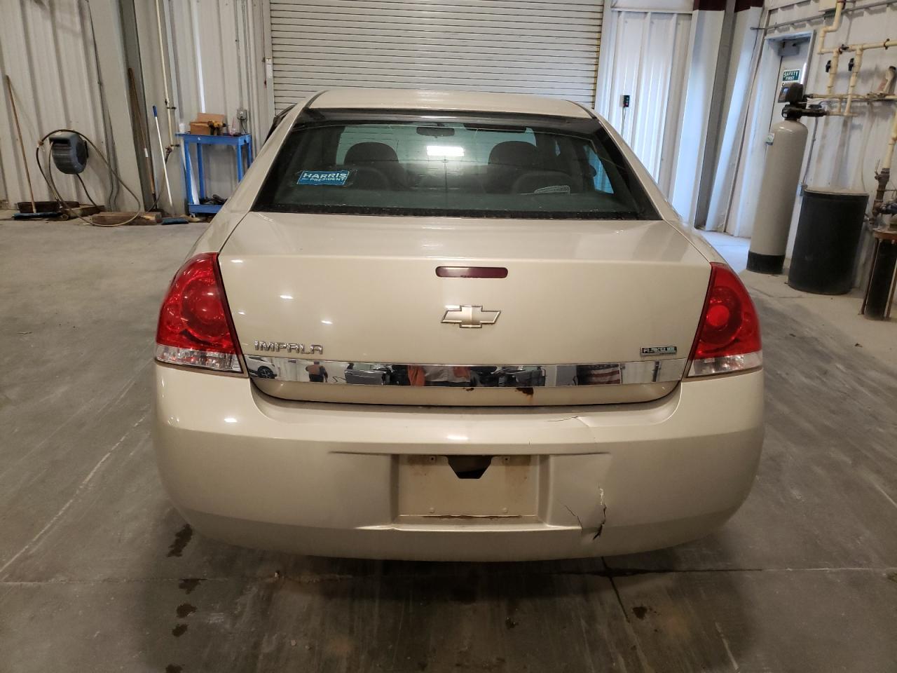 2010 Chevrolet Impala - Image 6