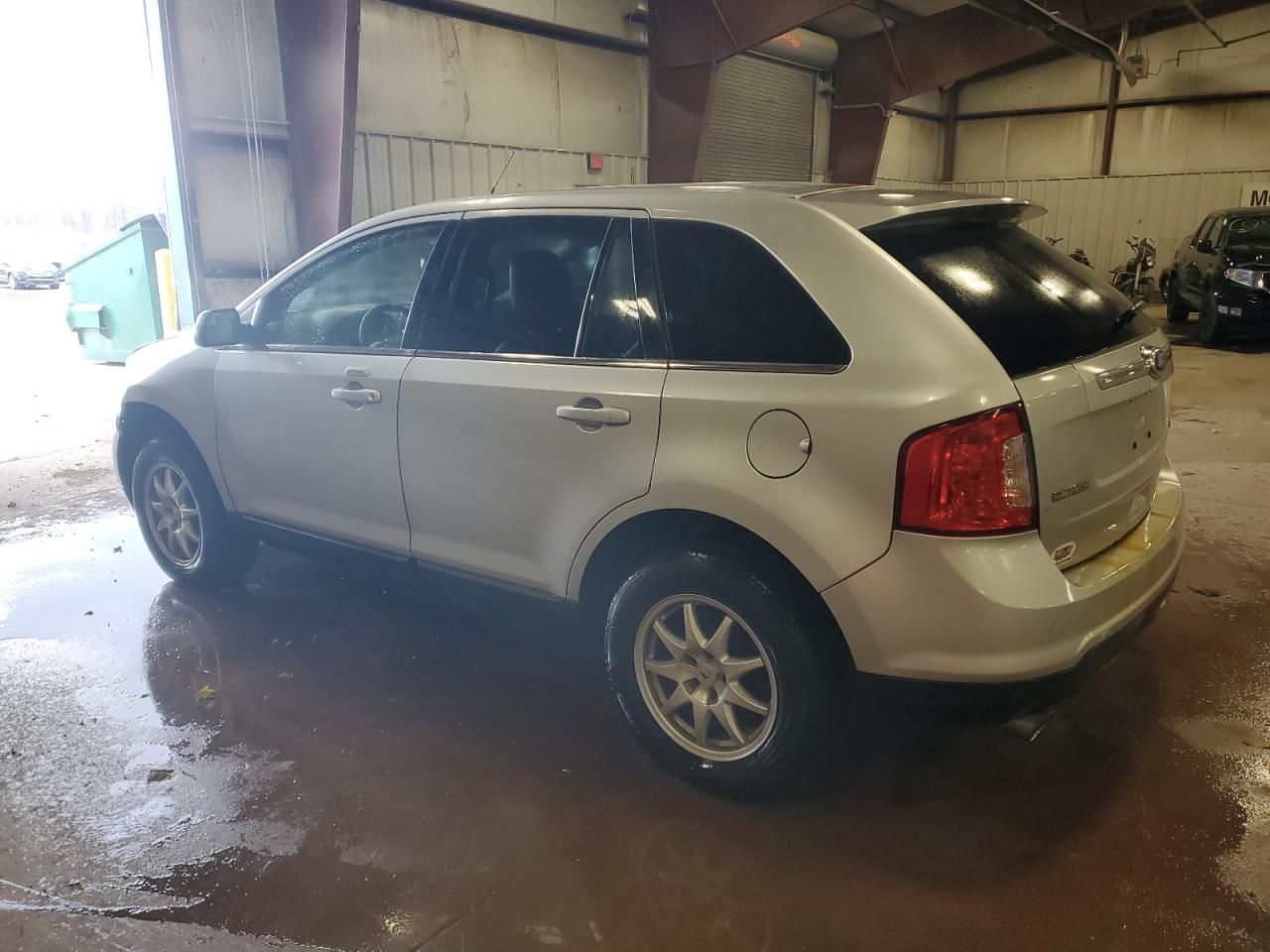 2011 Ford Edge - Image 2