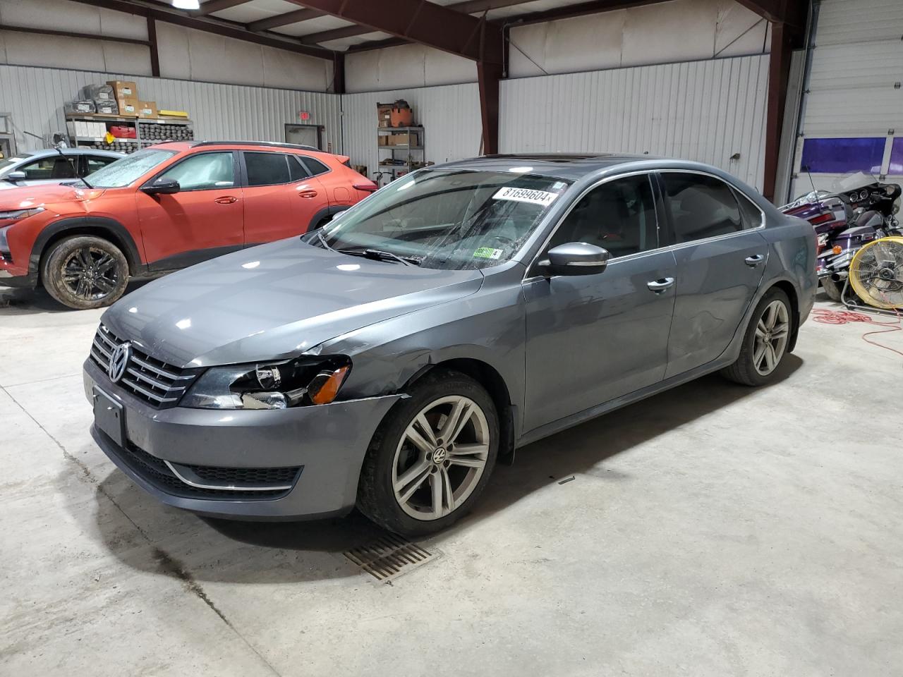 2014 Volkswagen Passat - Image 1
