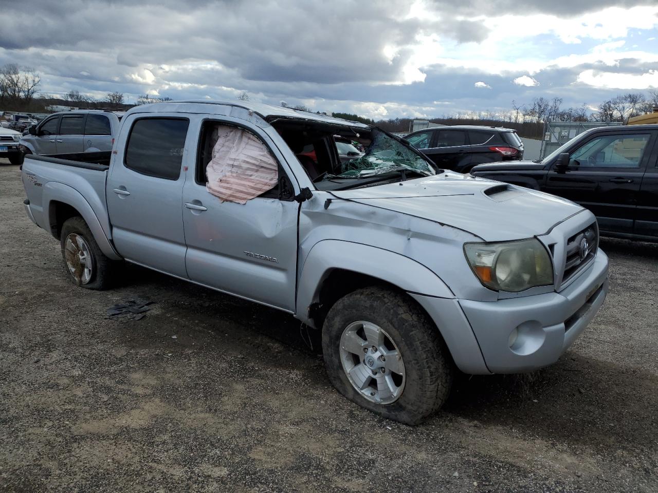 2009 Toyota Tacoma - Image 4