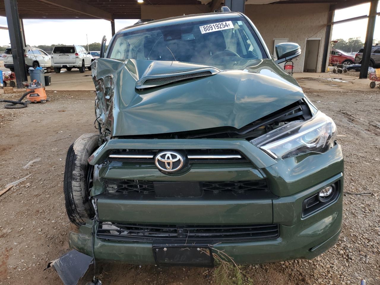 2022 Toyota 4Runner - Image 5