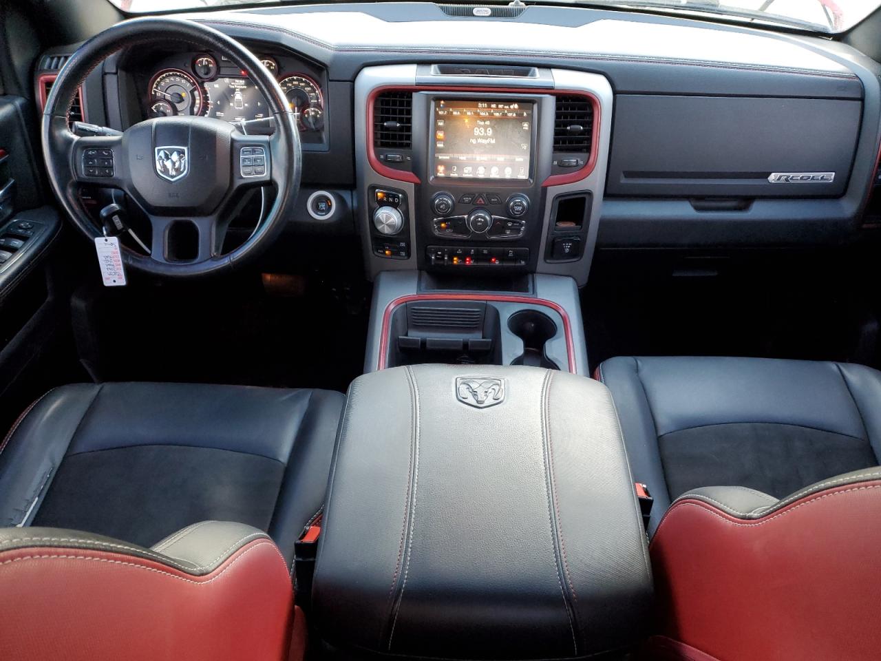 2016 RAM 1500 - Image 8