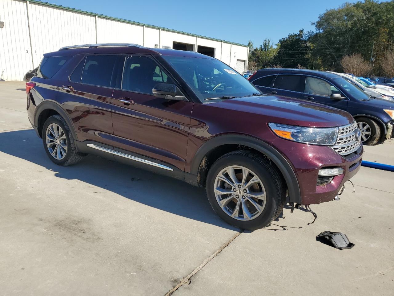 2022 Ford Explorer - Image 4