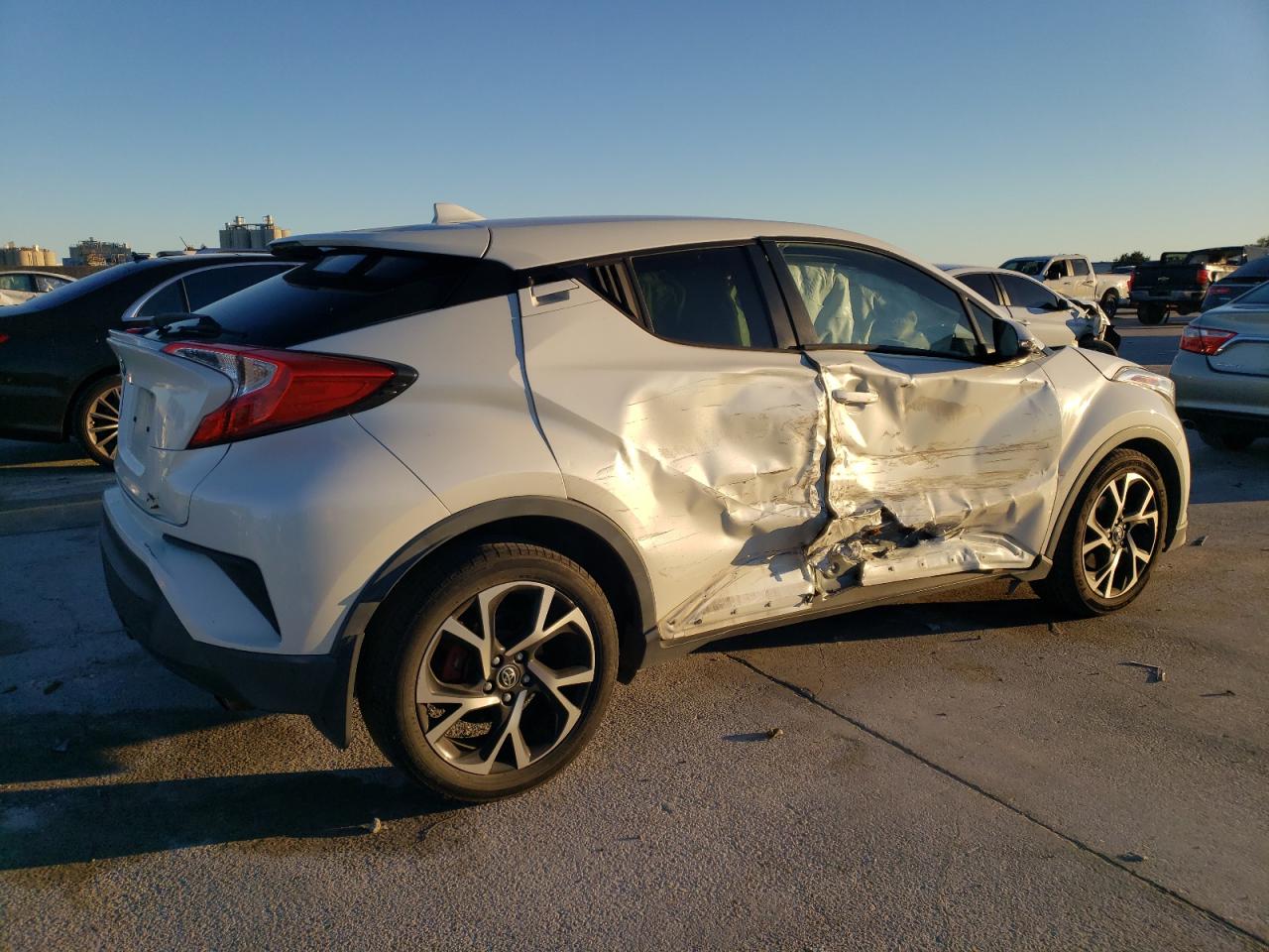 2018 Toyota C-HR - Image 3