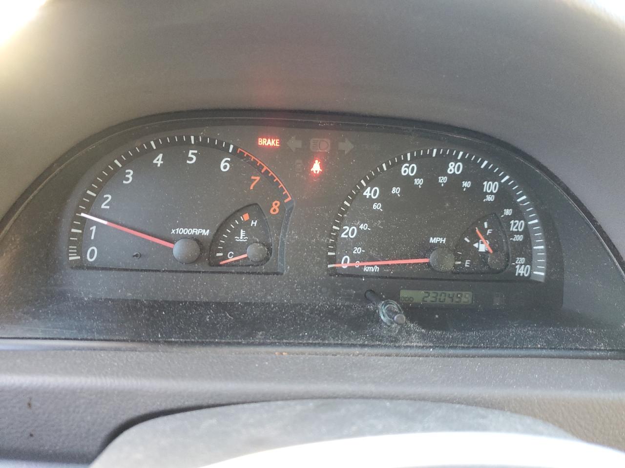 2004 Toyota Camry - Image 9