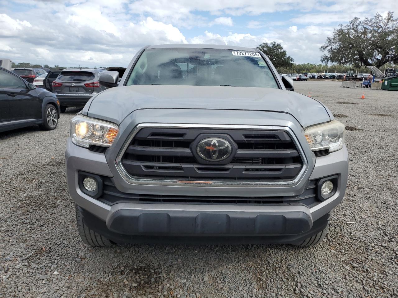 2019 Toyota Tacoma - Image 5