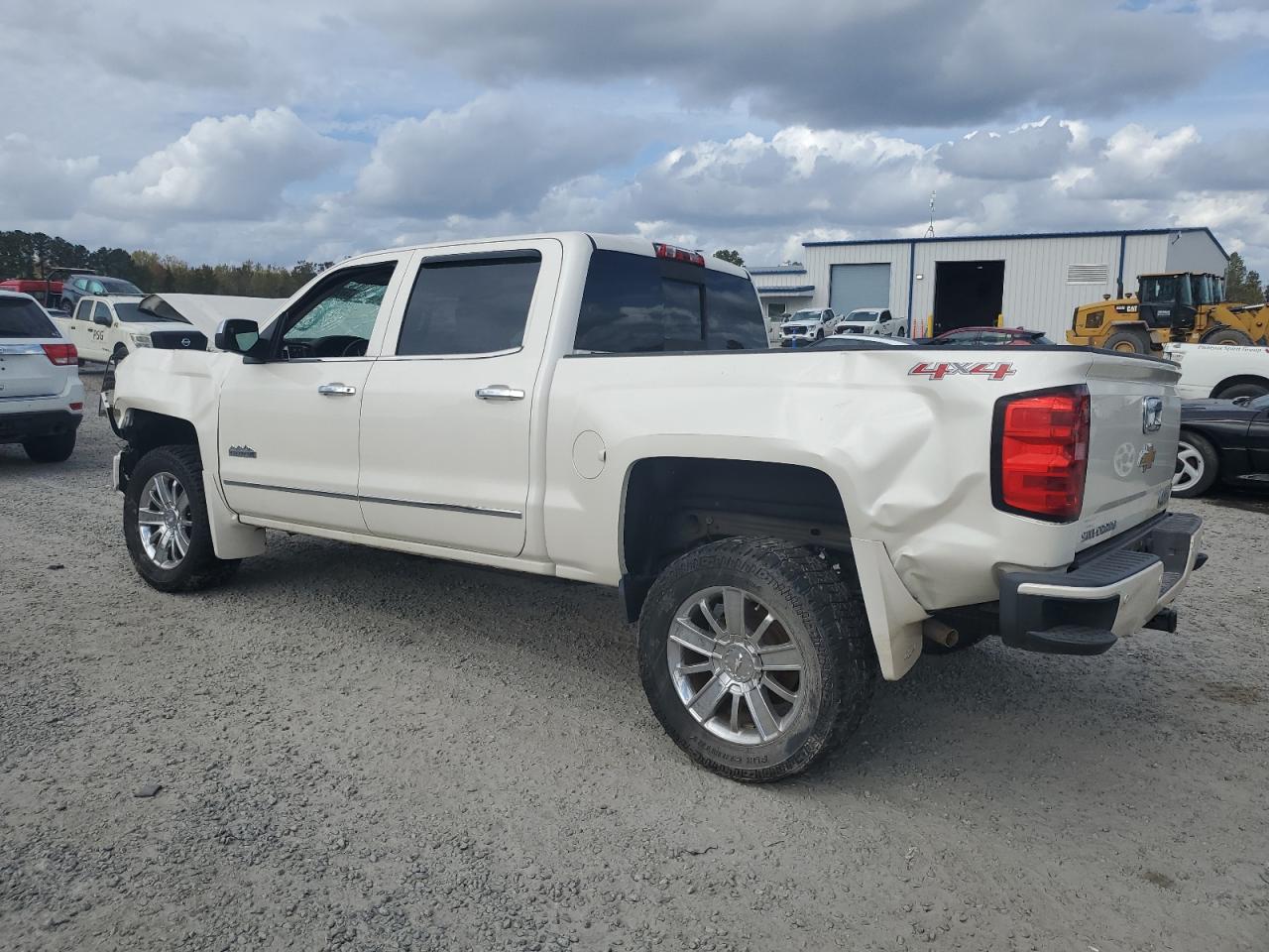 2014 Chevrolet Silverado - Image 2