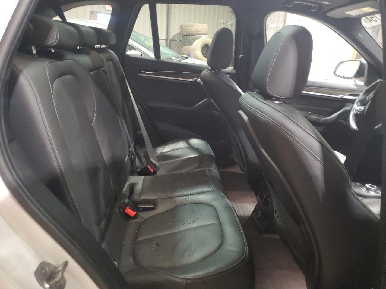 2017 BMW X1 - Image 11