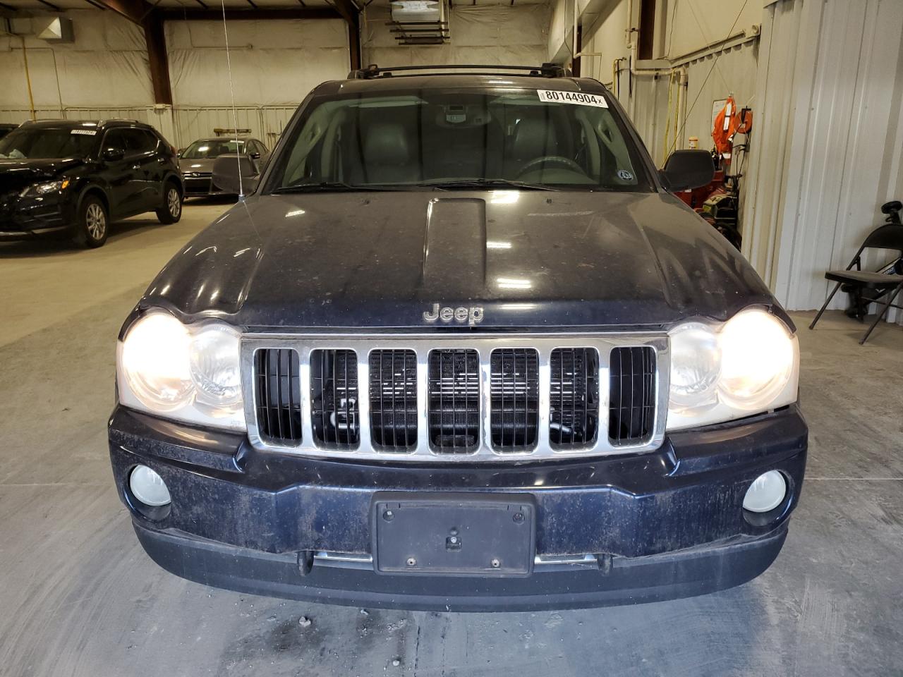 2005 Jeep Grand Cherokee - Image 5