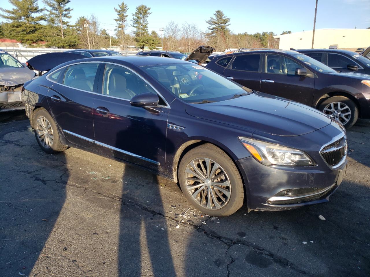 VIN 1G4ZP5SS0HU214100 2017 BUICK LACROSSE no.4