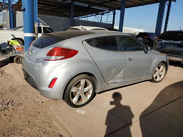  HYUNDAI VELOSTER 2013 Серебристый