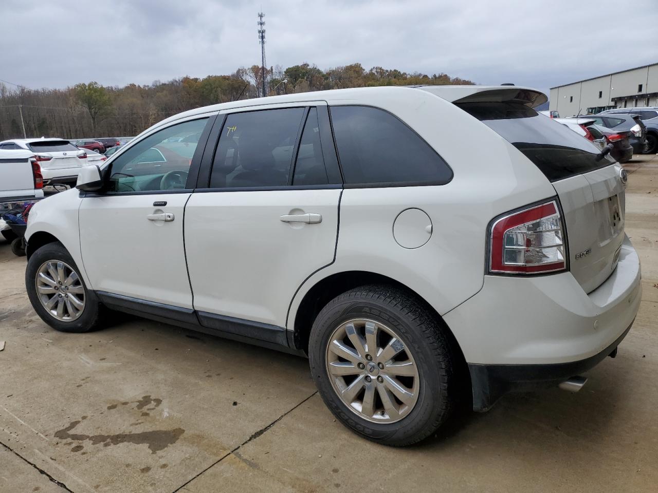 2010 Ford Edge - Image 2