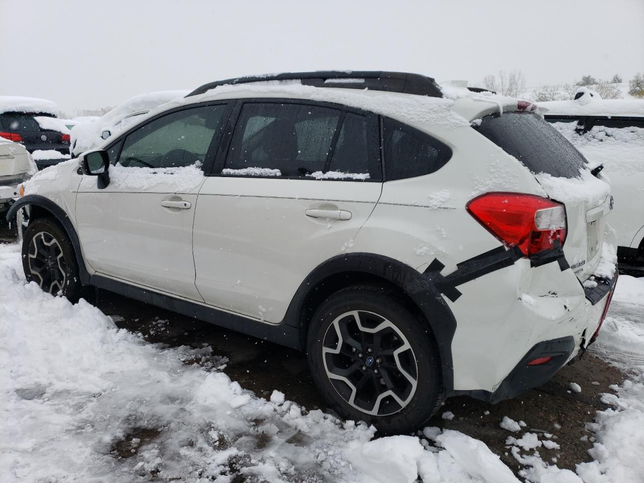 2016 Subaru XV - Image 2