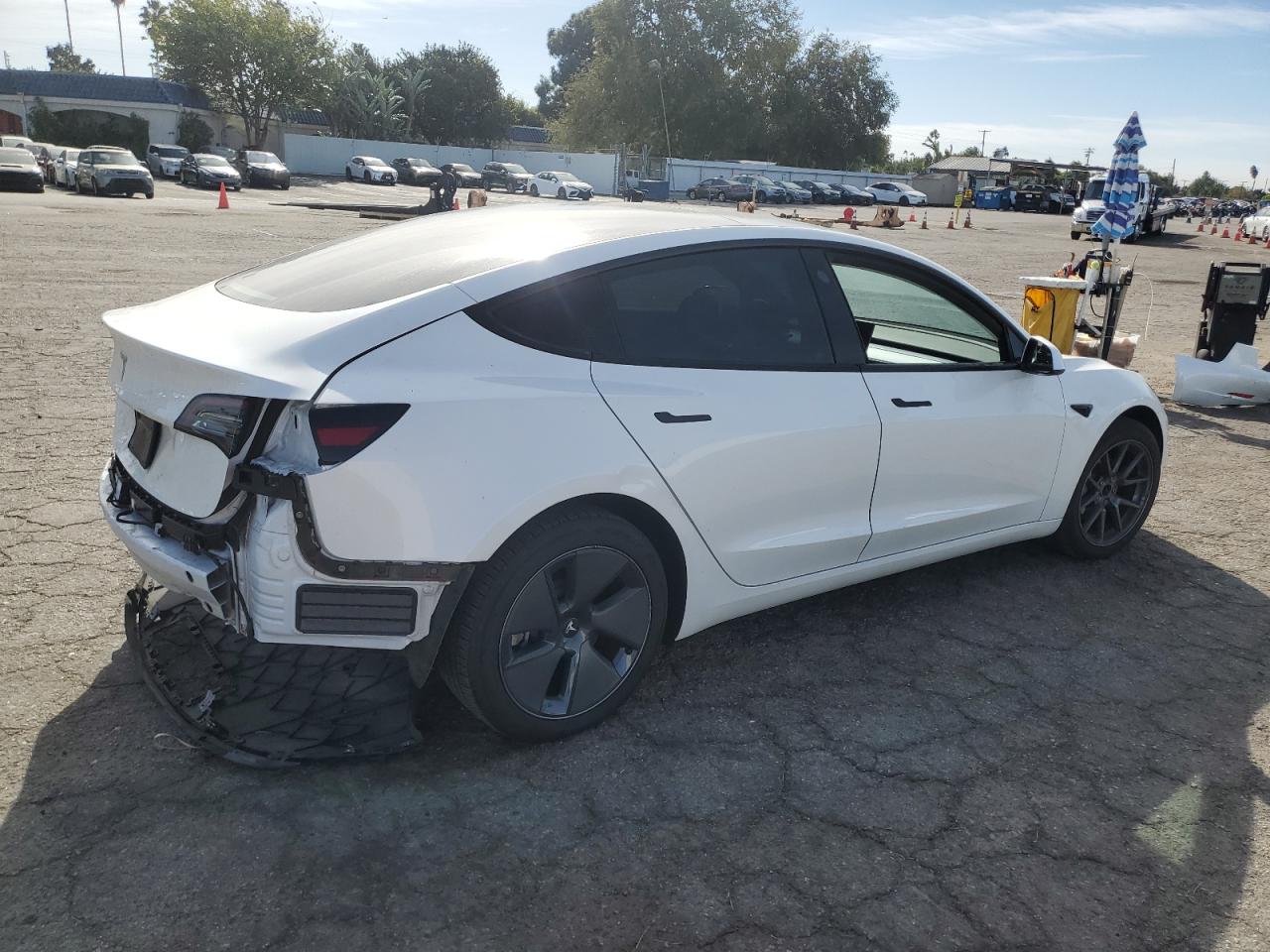 VIN 5YJ3E1EA6PF658018 2023 TESLA MODEL 3 no.3