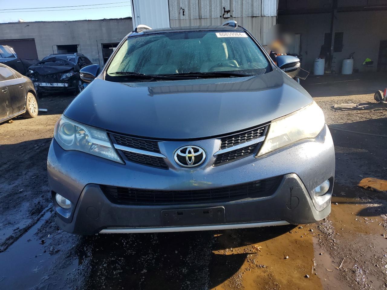 2014 Toyota RAV 4 - Image 5