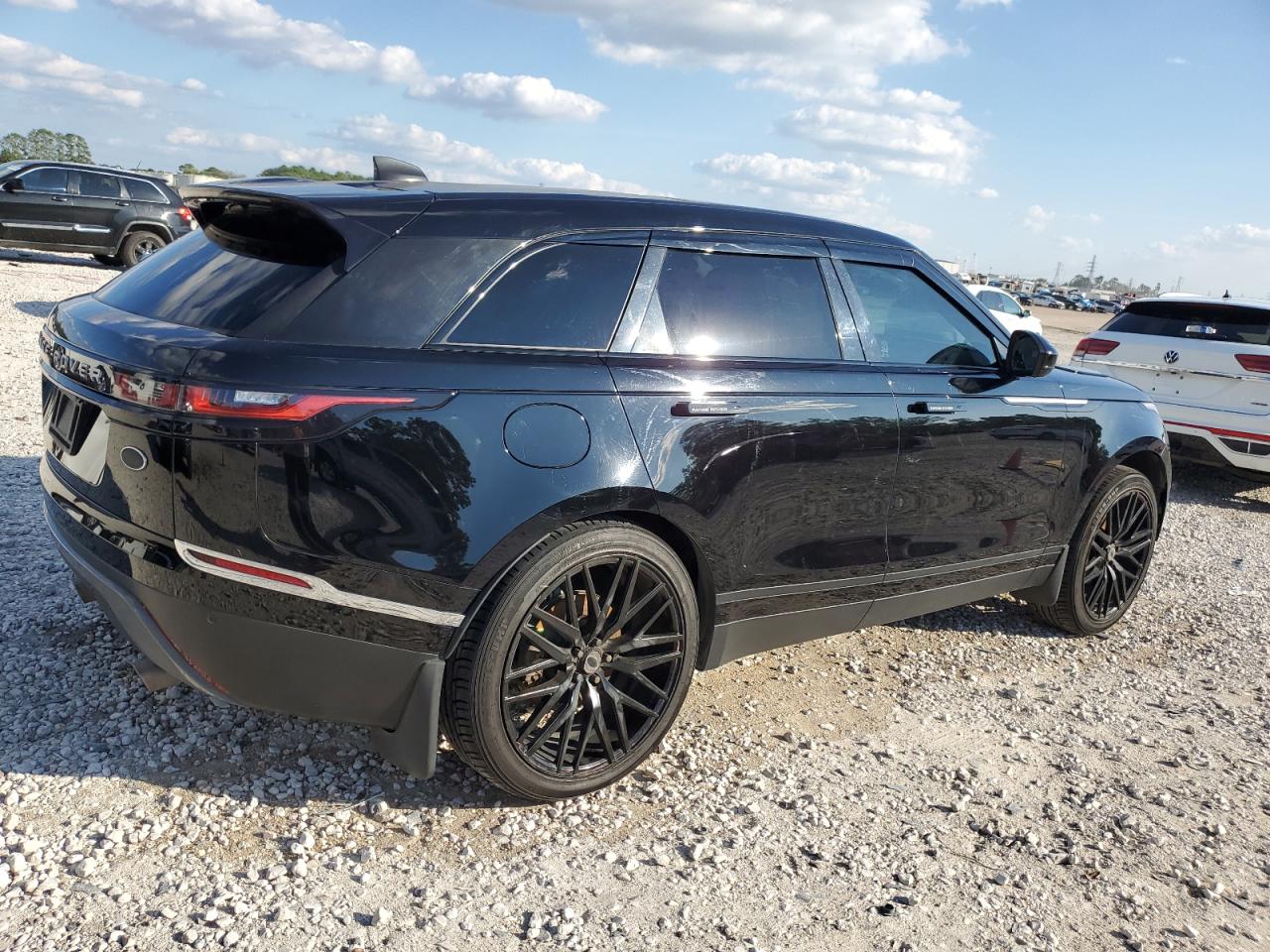 2018 Land Rover Range Rover - Image 3