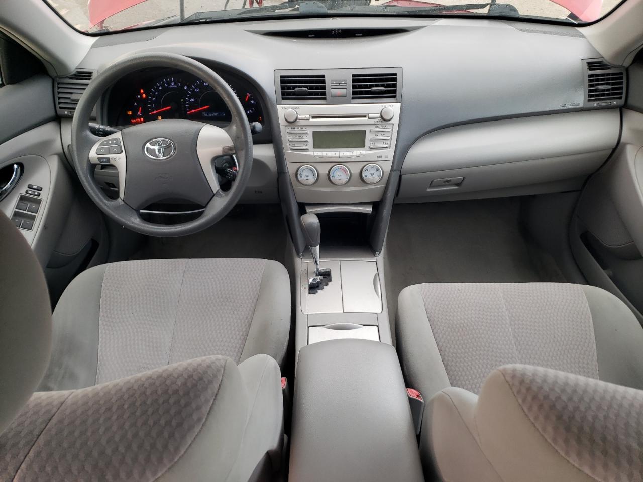 2010 Toyota Camry - Image 8