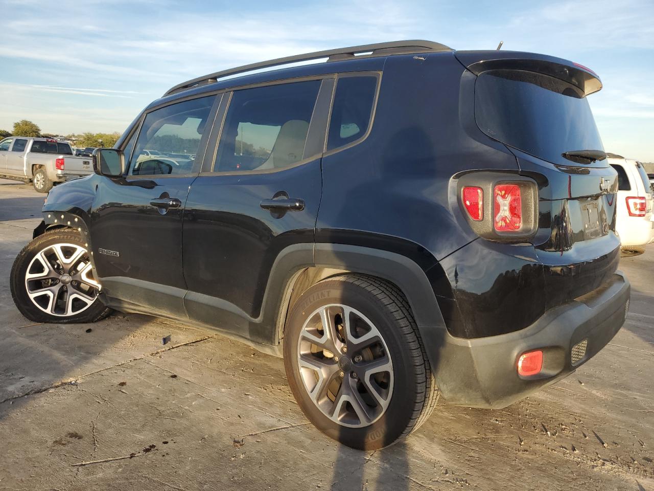 VIN ZACCJABT1FPC01125 2015 JEEP RENEGADE no.2