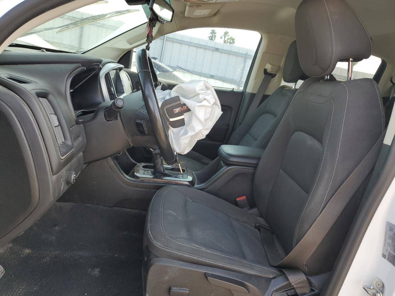 2022 GMC Canyon - Image 7