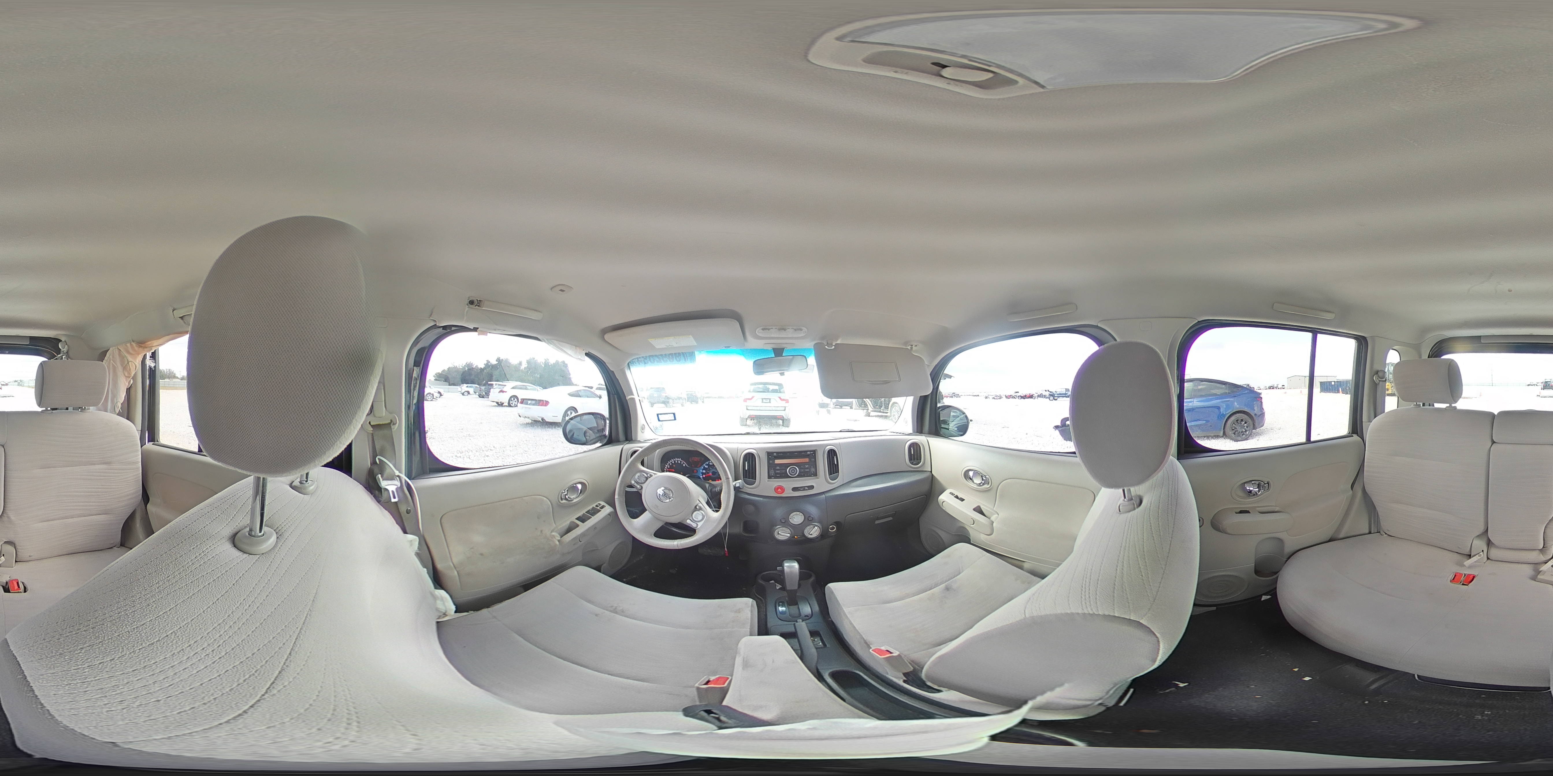 2011 Nissan Cube - Image 13