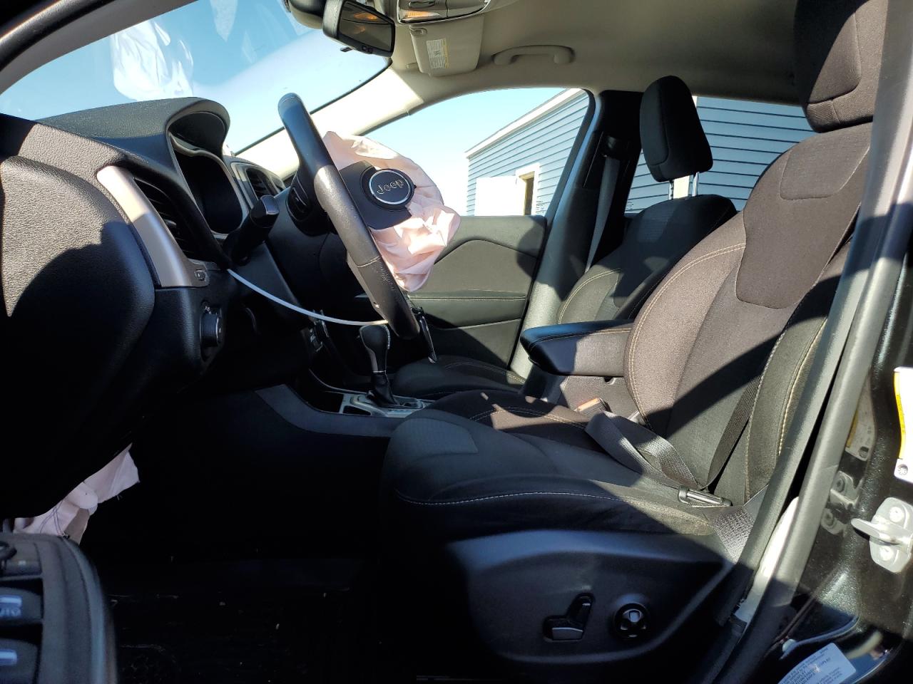 2016 Jeep Grand Cherokee - Image 7