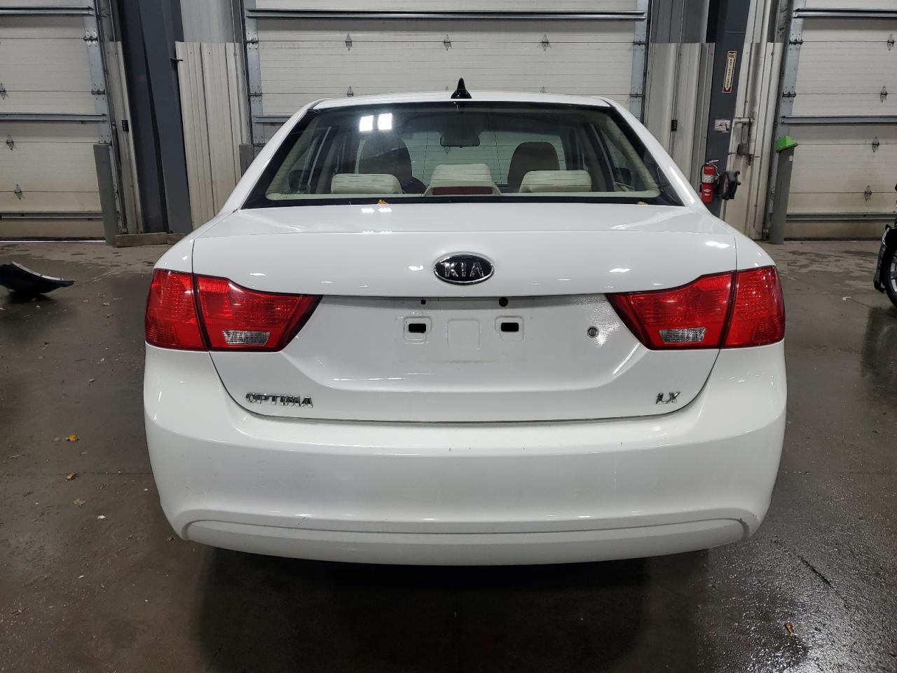 2009 Kia Optima Lx VIN: KNAGE228695359364 Lot: 78996364