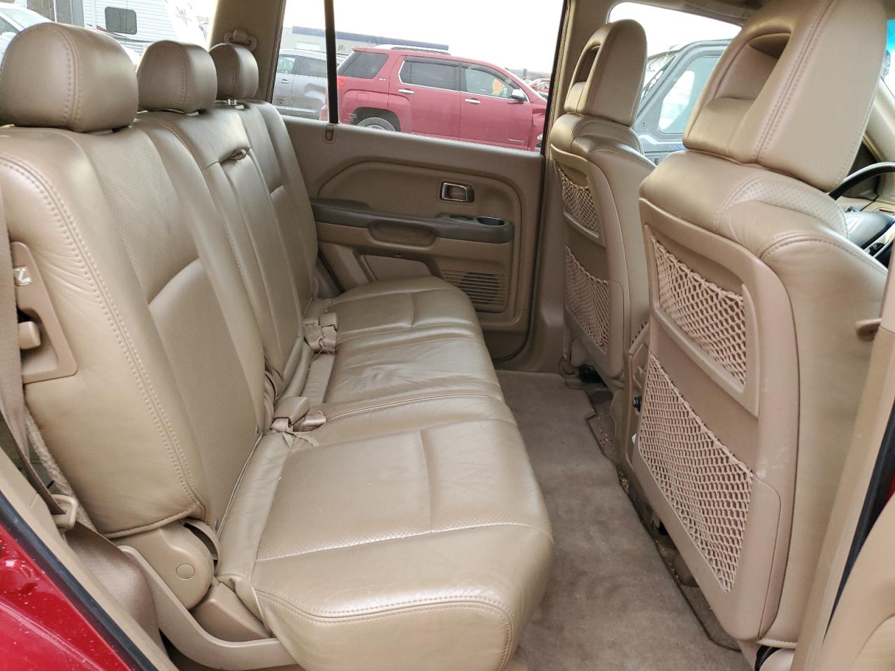 2004 Honda Pilot - Image 11
