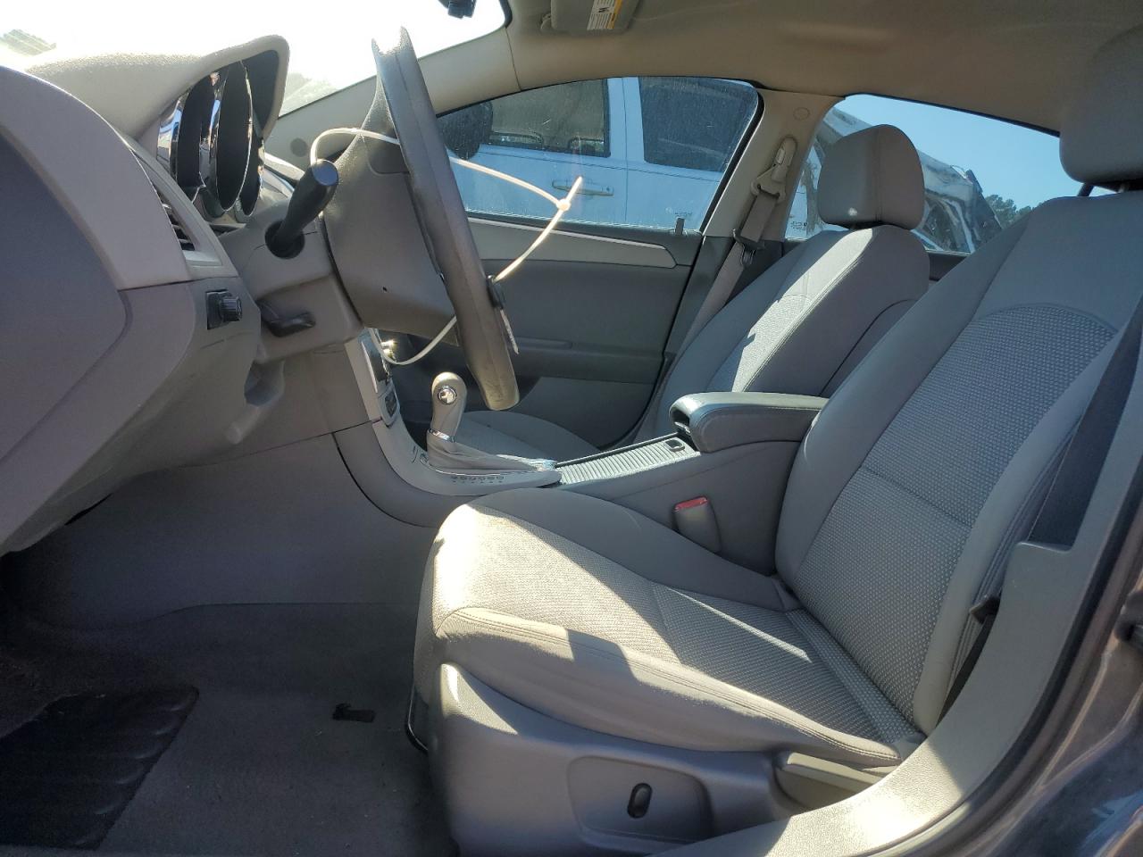 2009 Chevrolet Malibu - Image 7