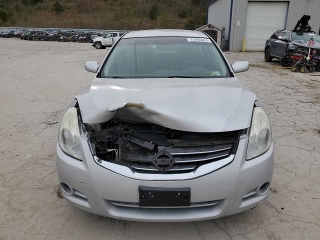 Седаны NISSAN ALTIMA 2012 Серебристый