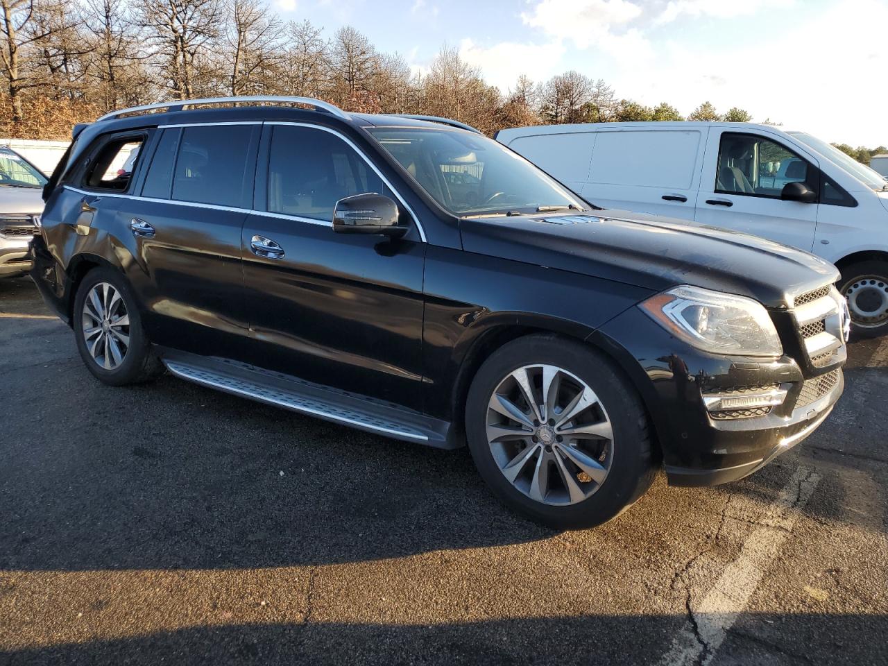 VIN 4JGDF6EE1FA513747 2015 MERCEDES-BENZ GL-CLASS no.4