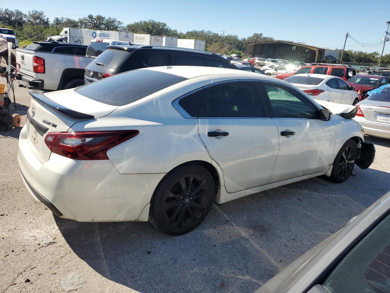 2018 Nissan Altima - Image 3