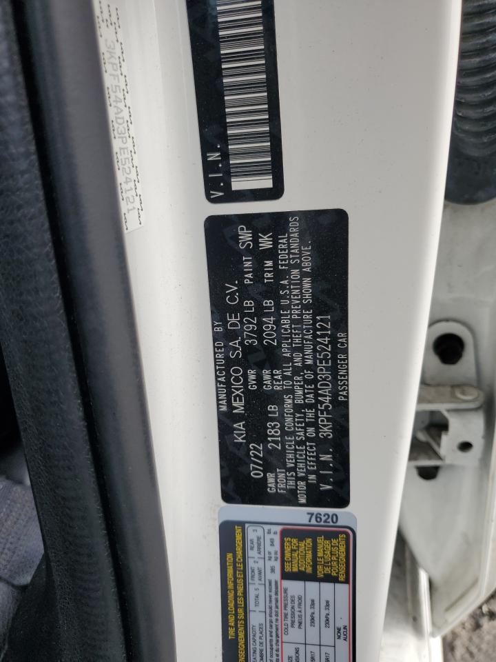 2023 Kia Forte - Image 13