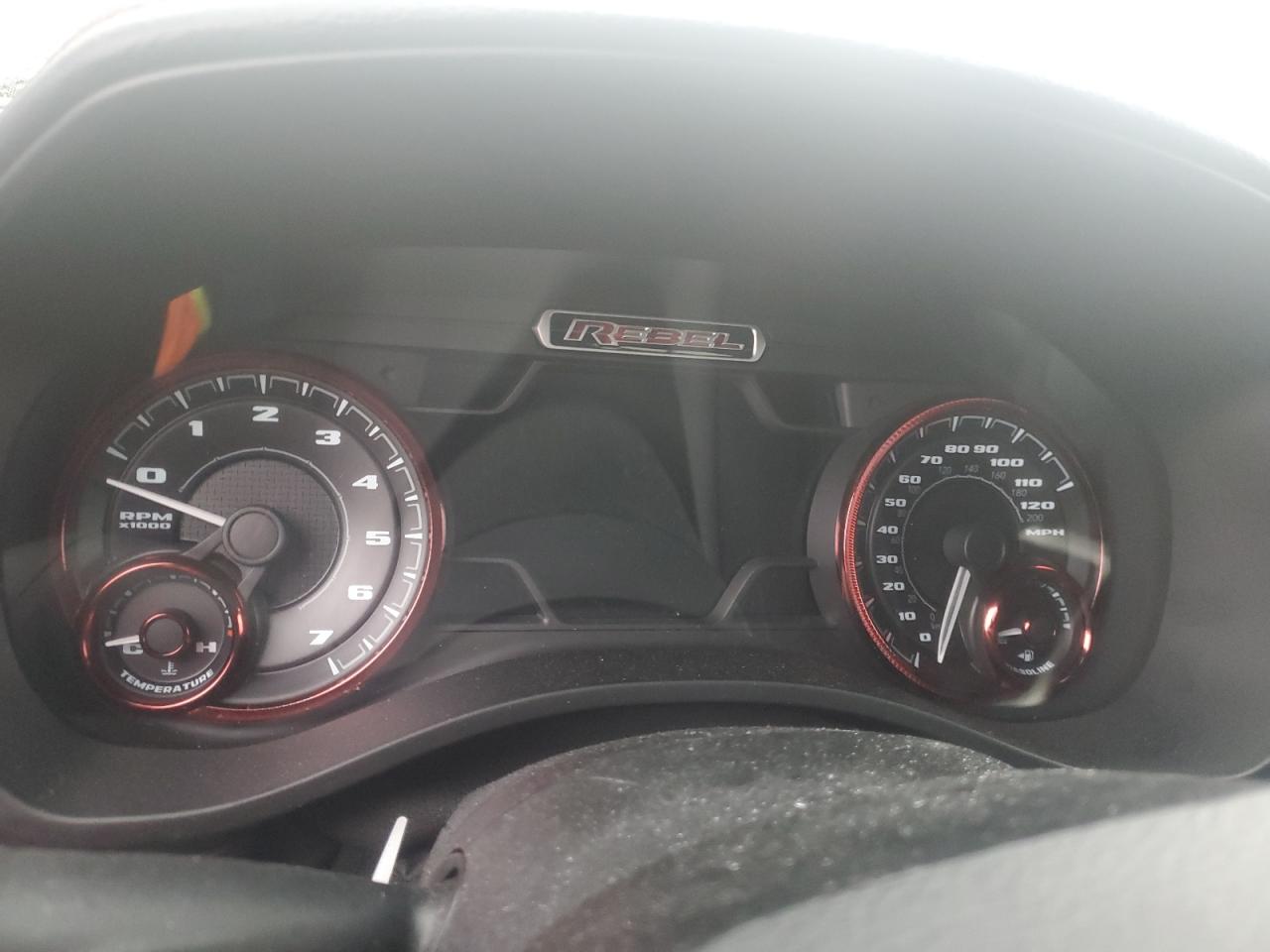 2019 RAM 1500 - Image 9