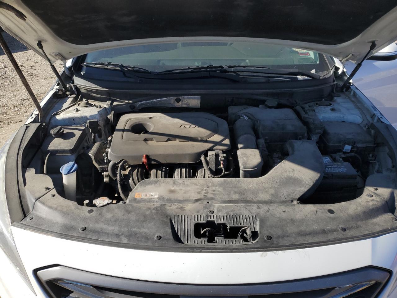 2015 Hyundai Sonata - Image 12
