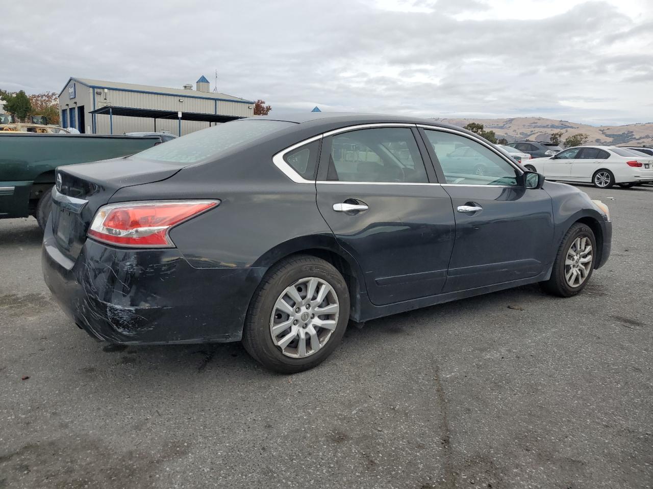 2015 Nissan Altima - Image 3