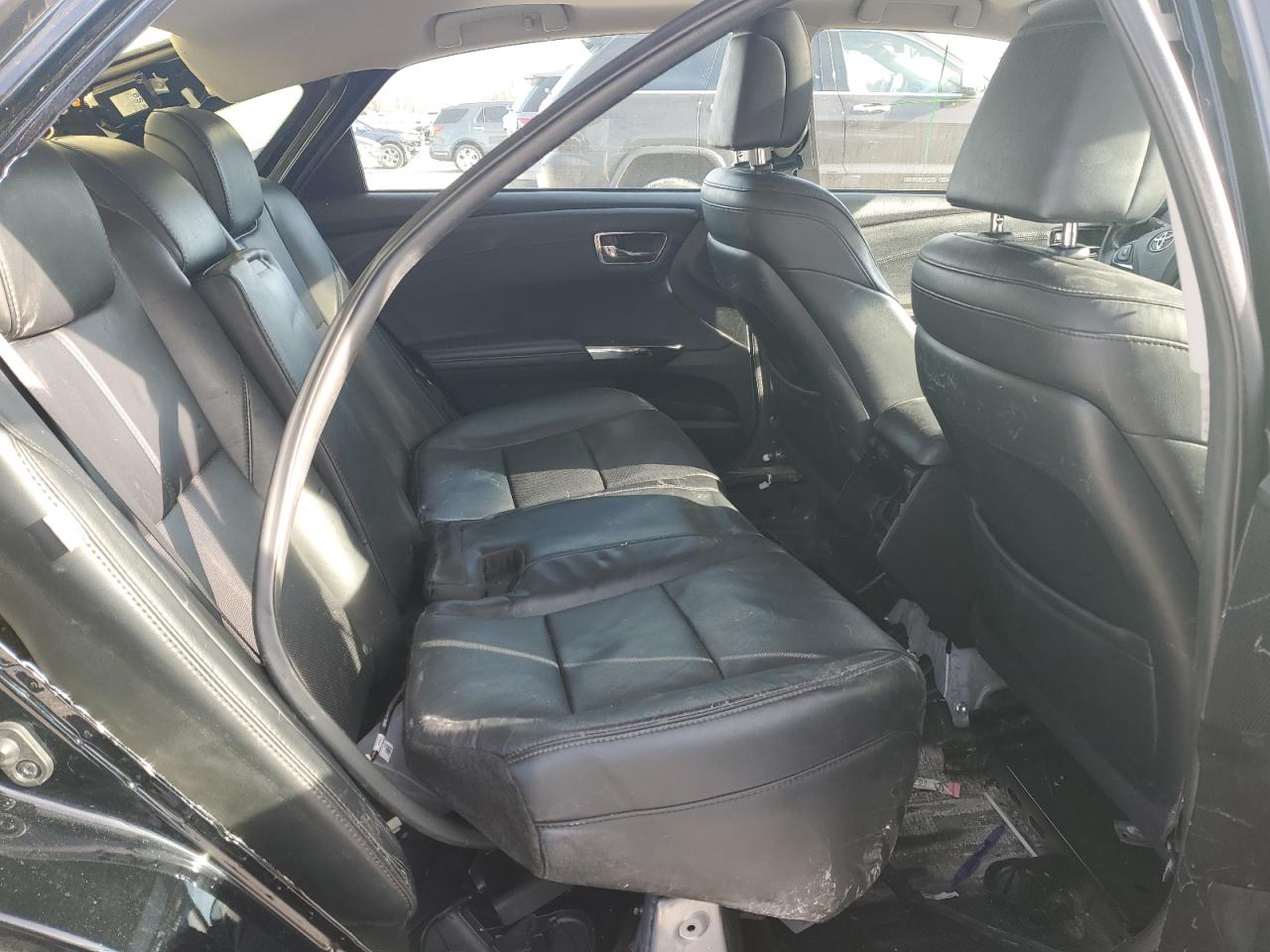 2014 Toyota Avalon - Image 10