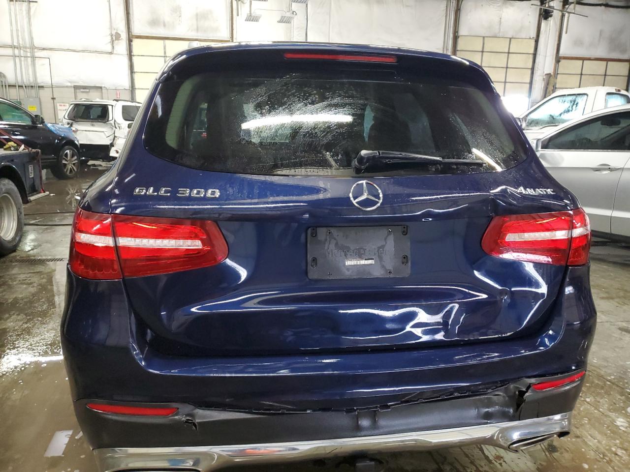 2016 Mercedes-Benz GLC - Image 6