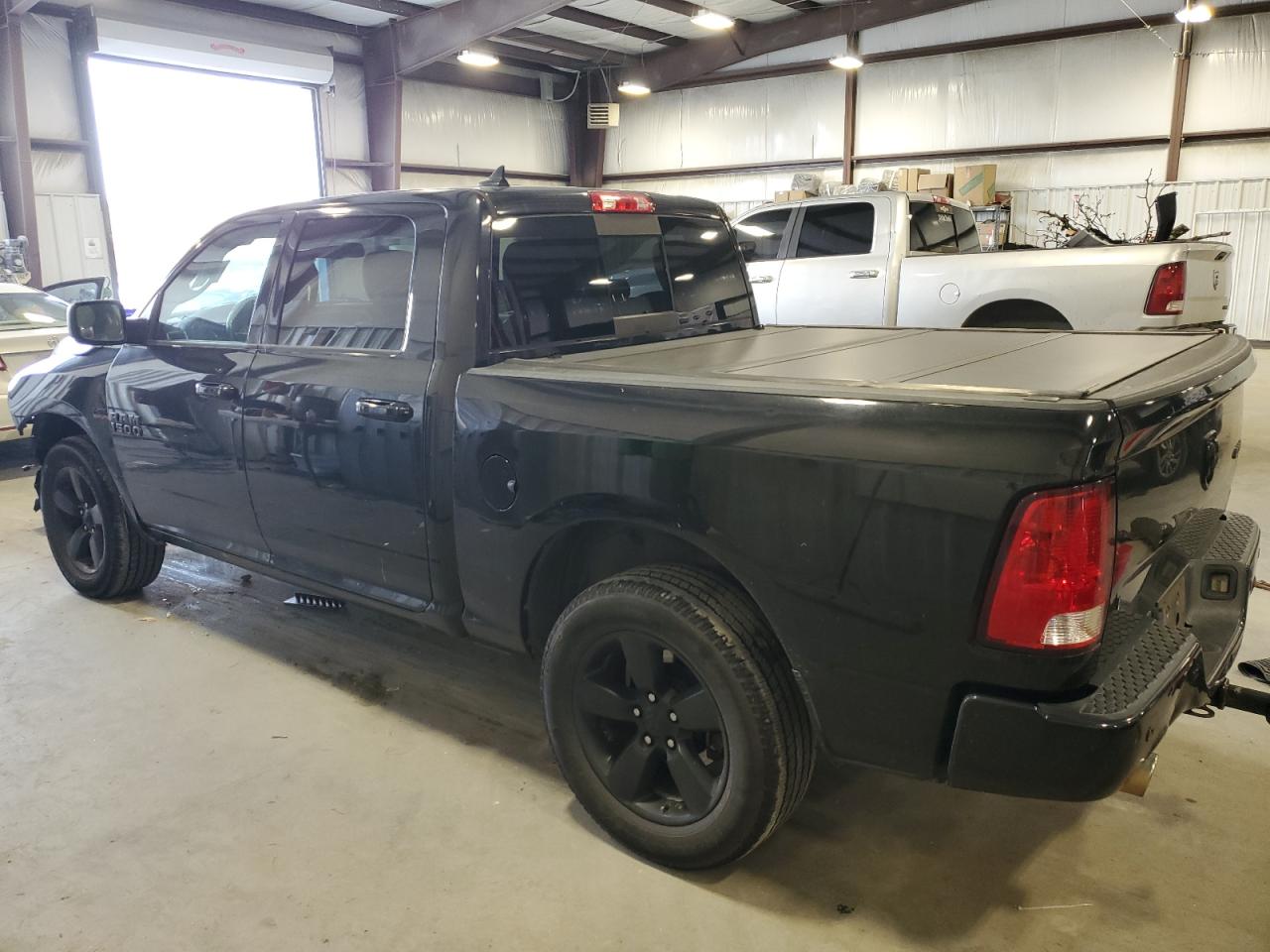 VIN 1C6RR7LT3JS232844 2018 RAM 1500 no.2