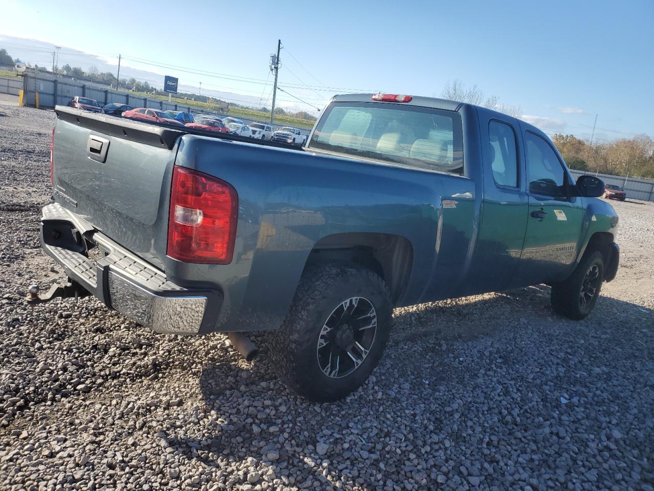 2010 Chevrolet Silverado - Image 3