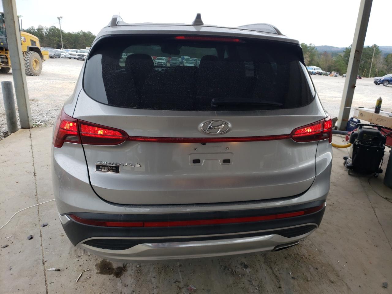 2022 Hyundai Santa Fe - Image 6