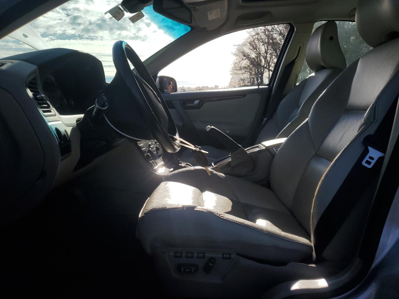 2009 Volvo S60 - Image 7