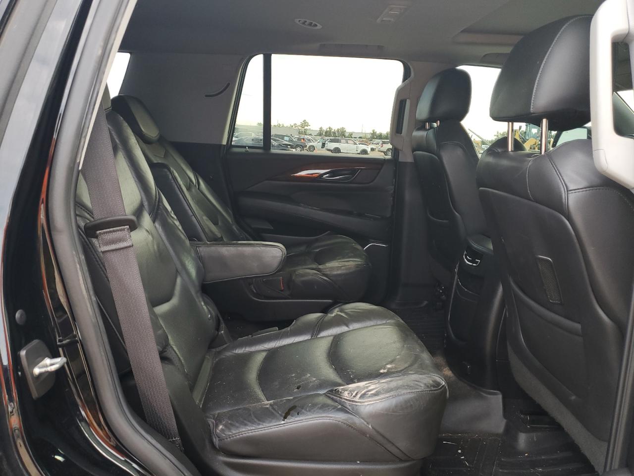 2018 Cadillac Escalade - Image 11