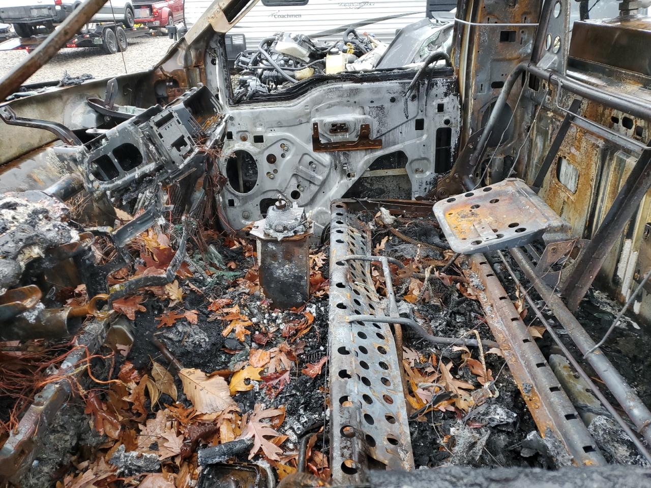 2008 Ford F350 - Image 7