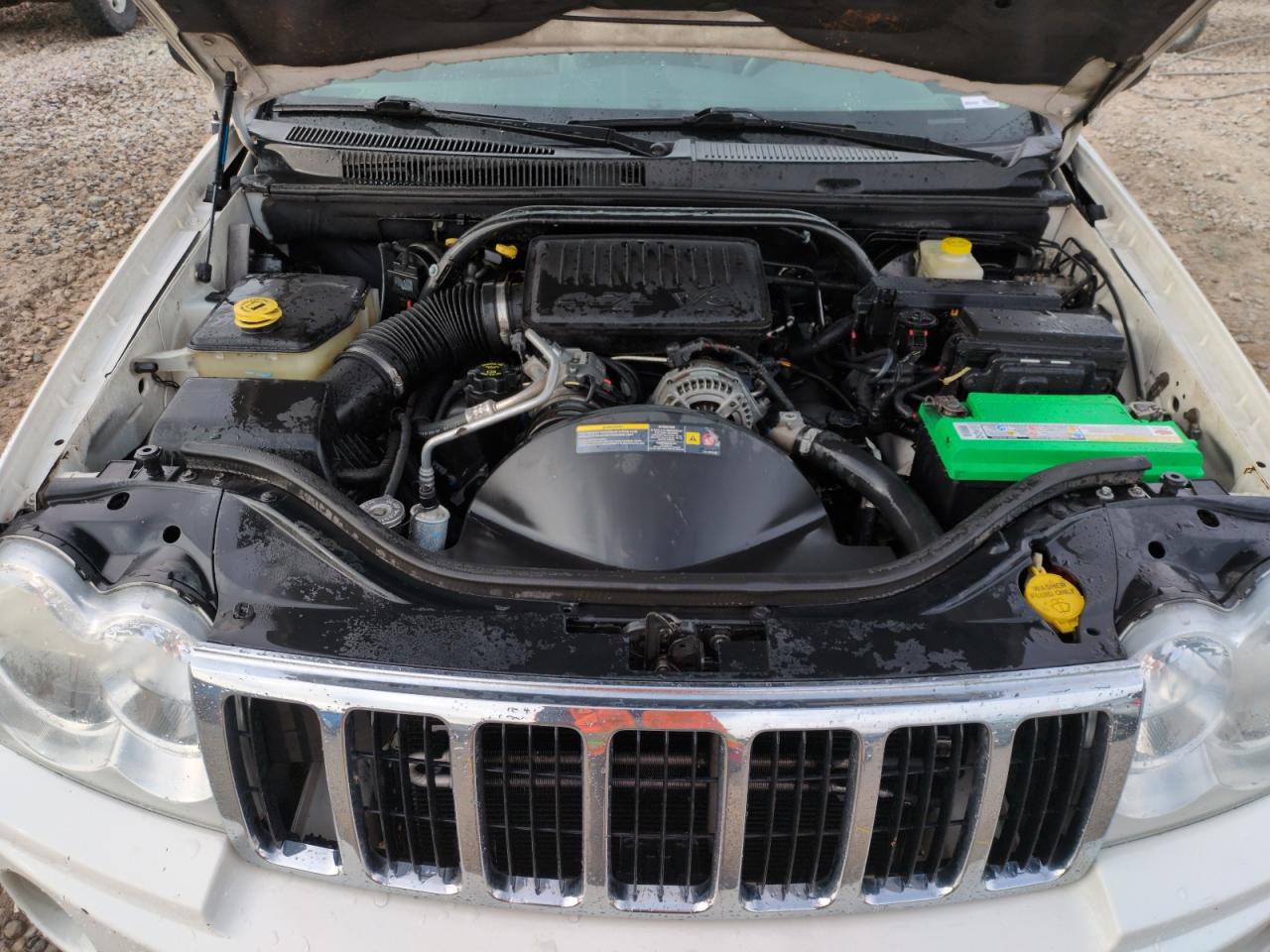 2006 Jeep Grand Cherokee - Image 11