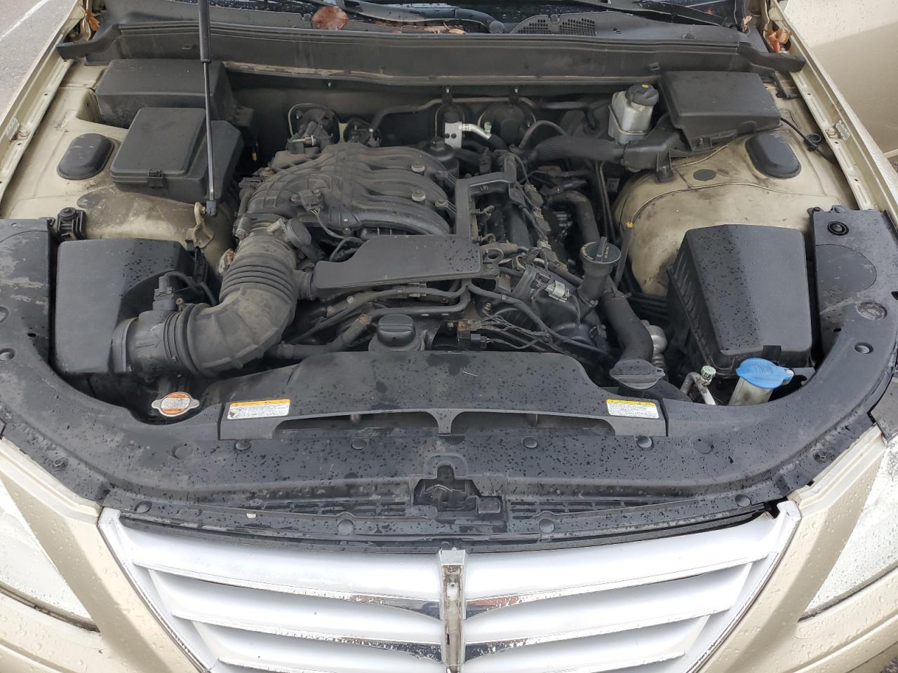 2009 Hyundai Genesis - Image 11
