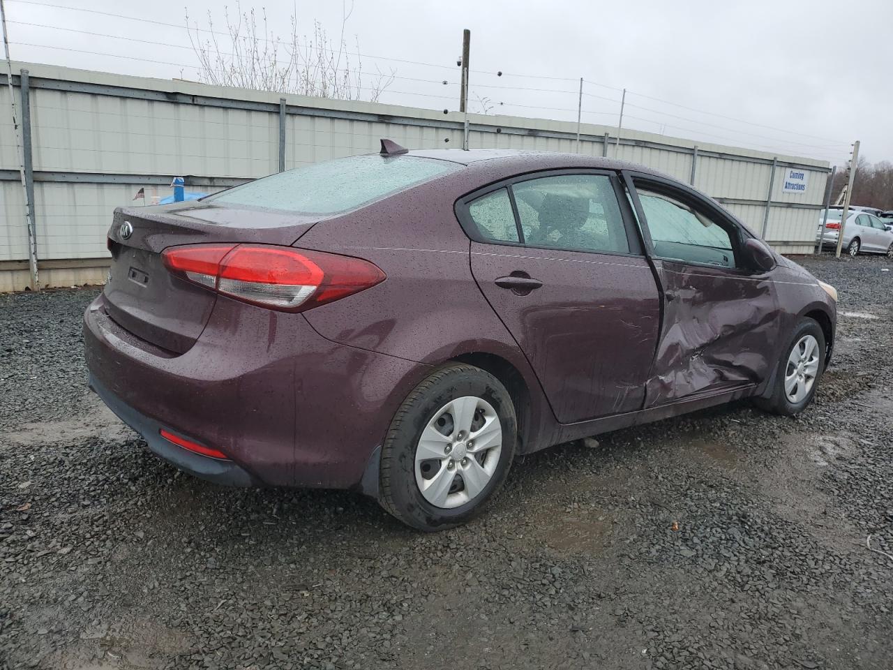 VIN 3KPFK4A78JE164595 2018 KIA FORTE no.3